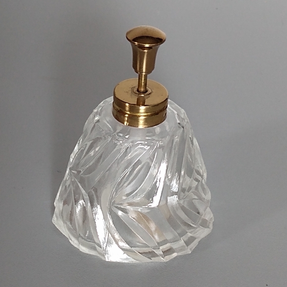Vintage Gold Tone Atomizer - Picture 3 of 7